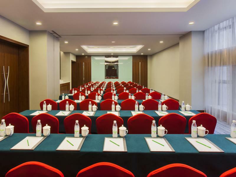Holiday Inn Chengdu Xindu By Ihg Buitenkant foto